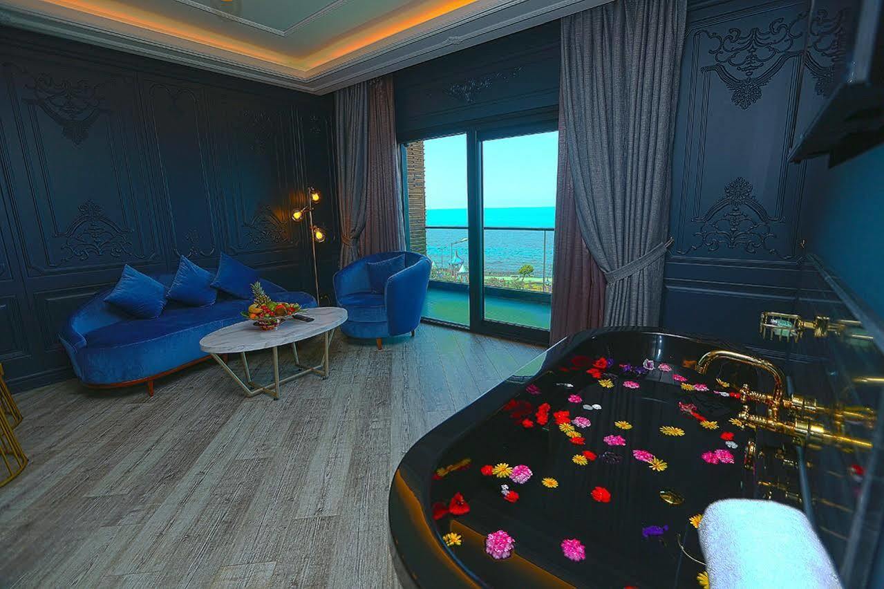 Mavi Marin Boutique Hotel AltınAltınordu Exterior foto
