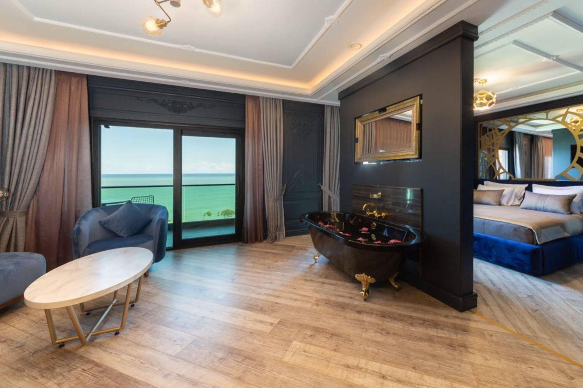 Mavi Marin Boutique Hotel AltınAltınordu Exterior foto